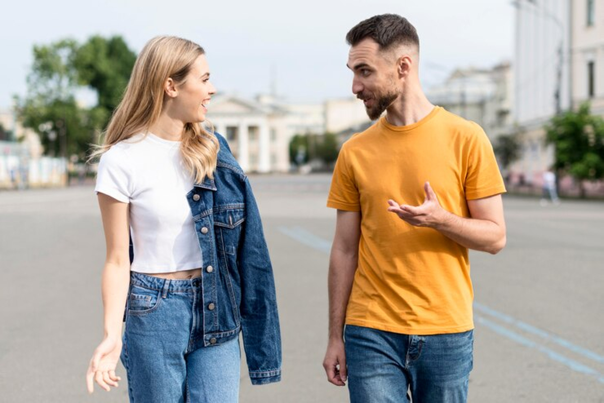 Quand un mec te dit salut toi : comprendre les signaux cachés